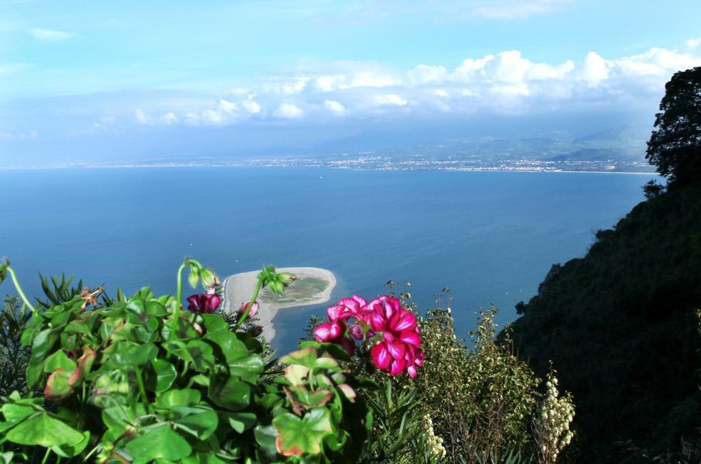 Vacanze Al Mare Casa Patrizia Villa Terme Vigliatore Phòng bức ảnh